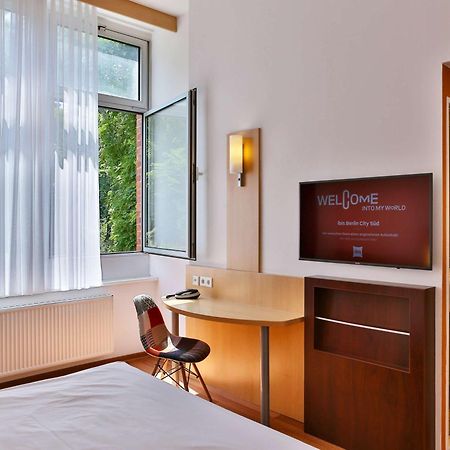 Ibis Berlin City Sued Exterior photo