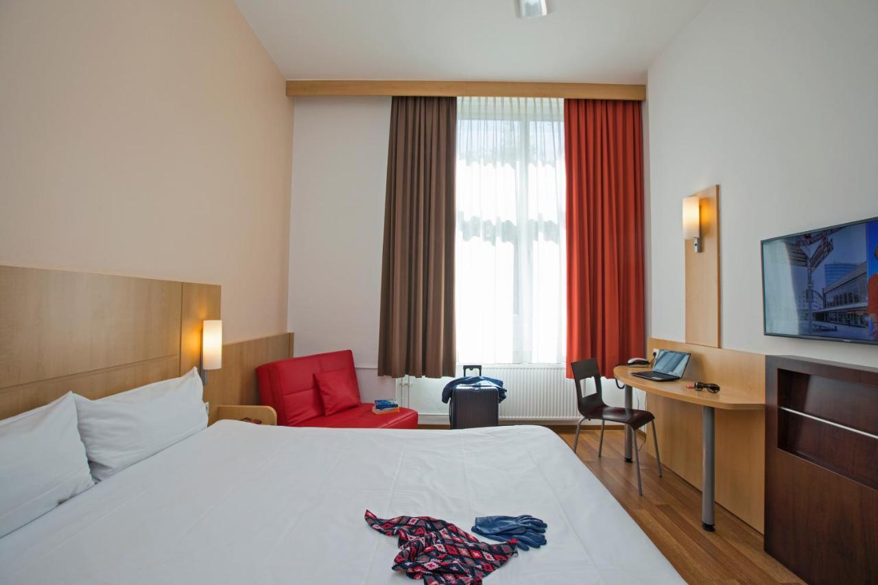 Ibis Berlin City Sued Exterior photo