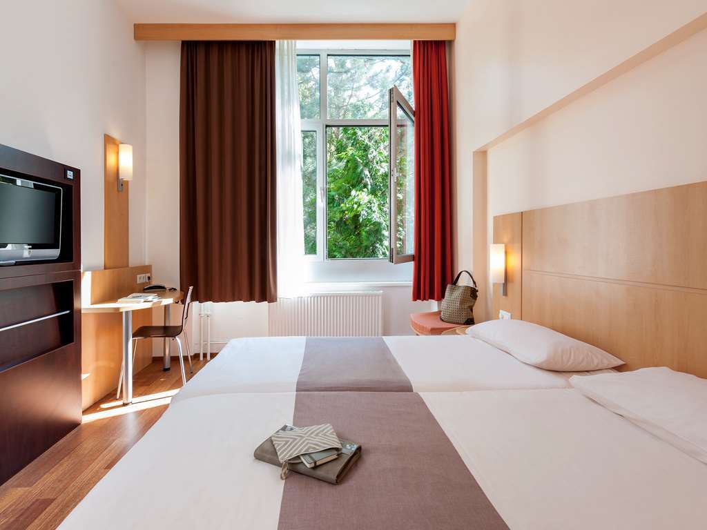 Ibis Berlin City Sued Room photo
